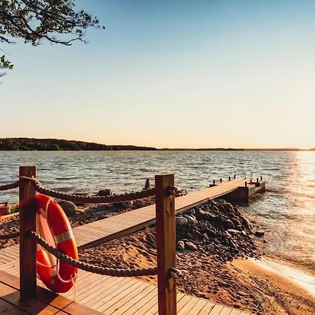 Saunamaeki - State Of The Art Coastal Villa *